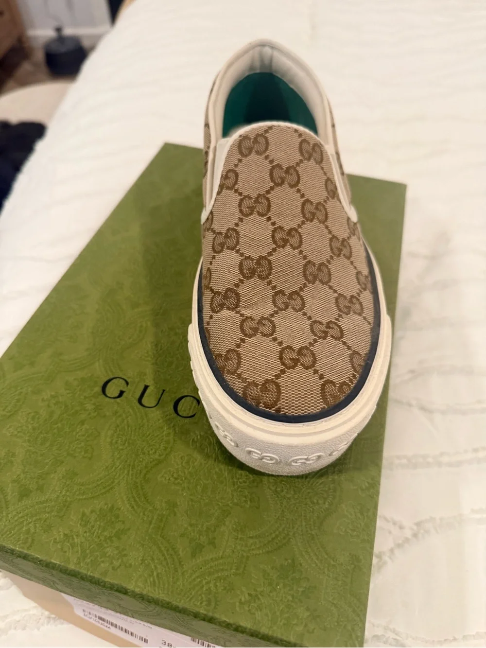 Woman’s Gucci sneakers